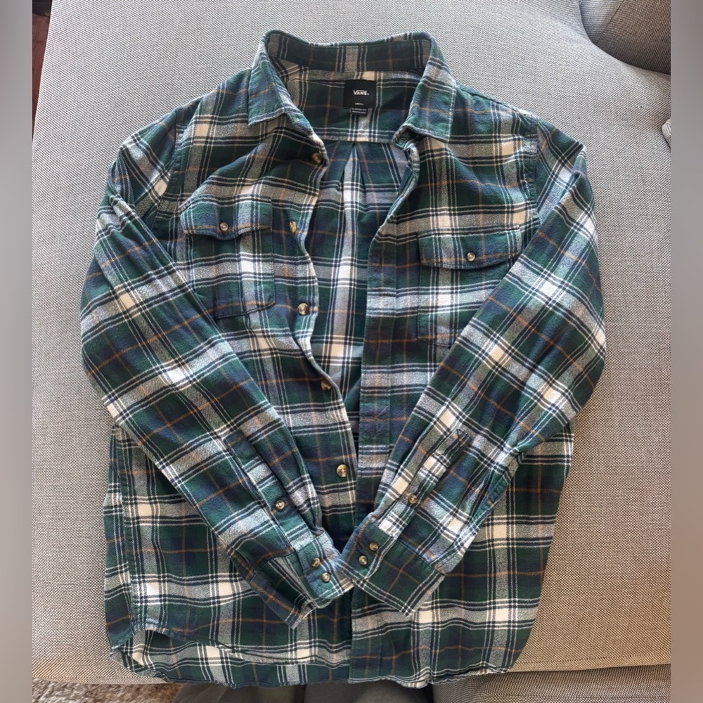 Vans plaid flannel button down shirt